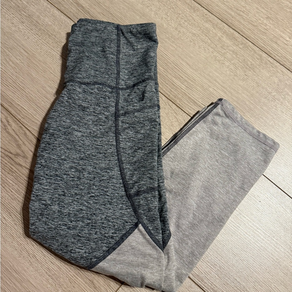 Womens Small Champion Two Tone Colorblock Gray Leggings Athletic Fit w/ Pocket